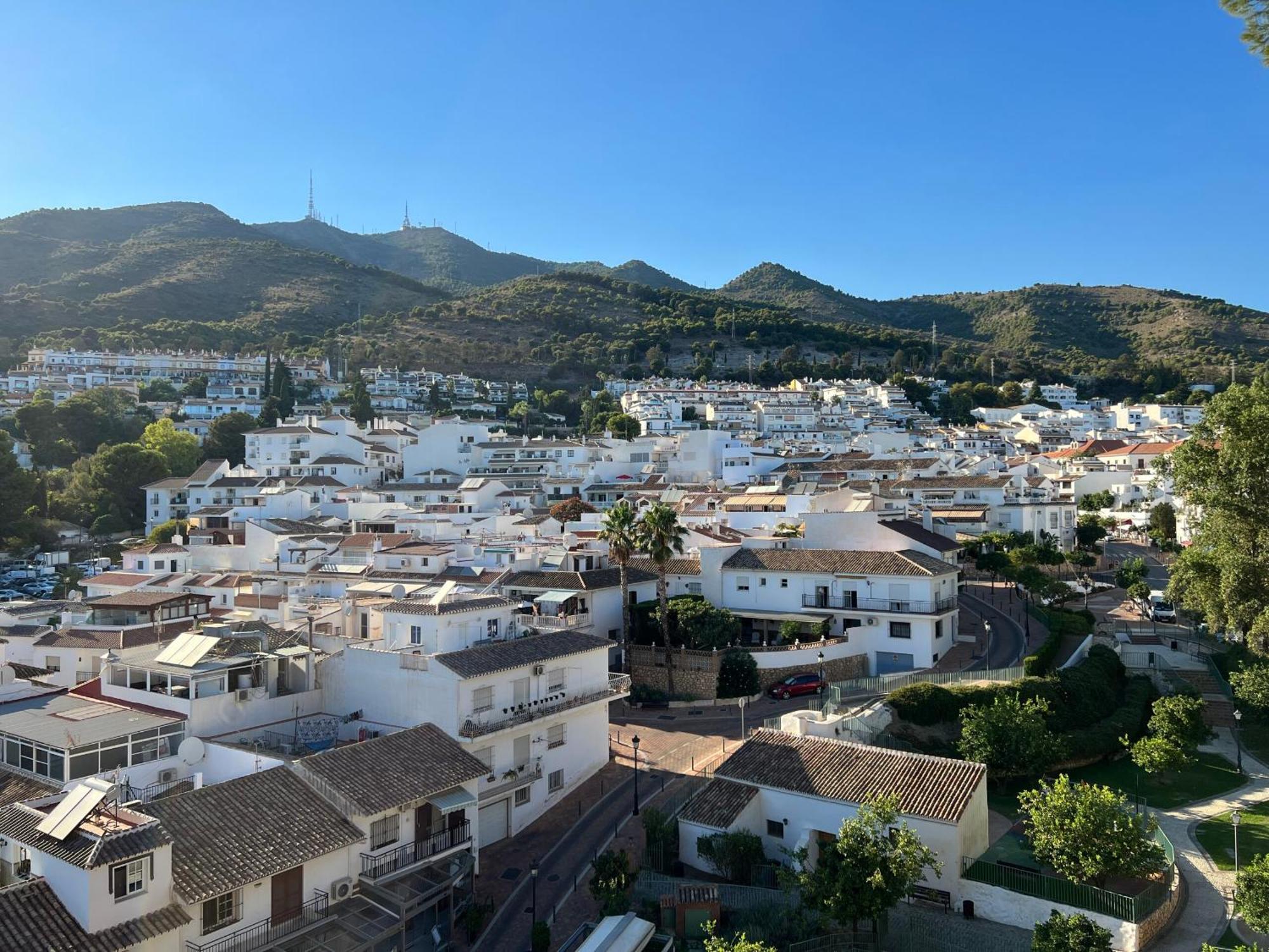 I Am La And * Benalmadena